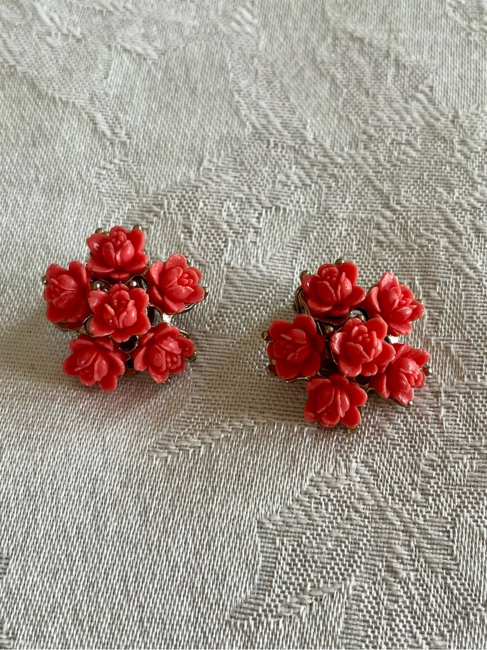 Red Coral Colored Floral Cluster Clip-On Vintage Earrings